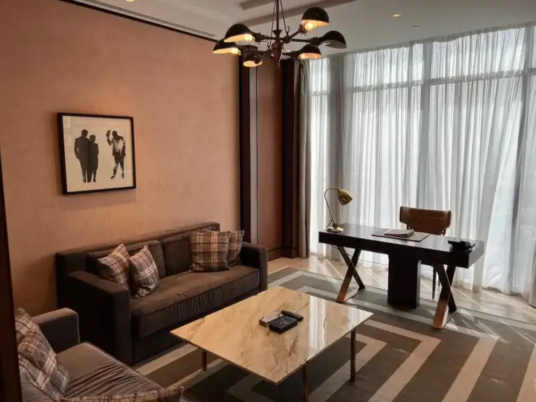 How to Manage Luxury Suites Noise Issues: Definitive Guide